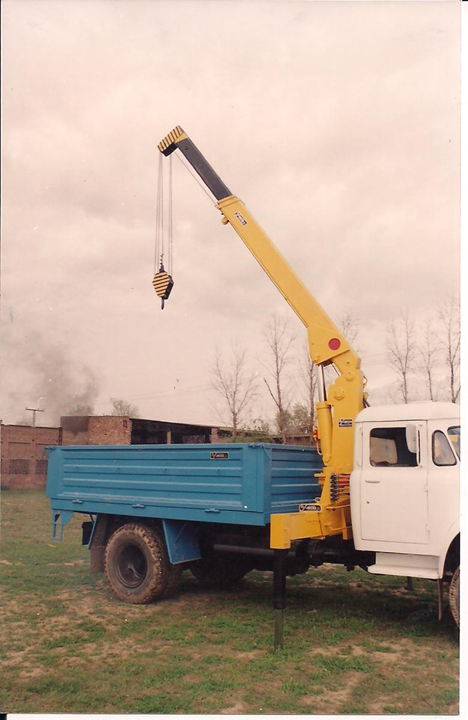 truck crane 1